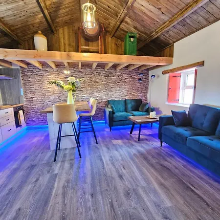 Holiday home Tiernan's Luxury *