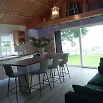 Tiernan's Luxury Appartement *