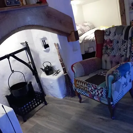 Tiernan's Luxury * Charlestown