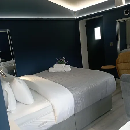 Tiernan's Luxury Charlestown